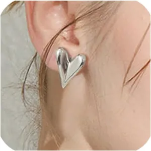 18K Gold Plated Heart Earrings for Women Gold Heart Studs Puffy Heart Shaped Earring Chunky Heart Statement Earrings
