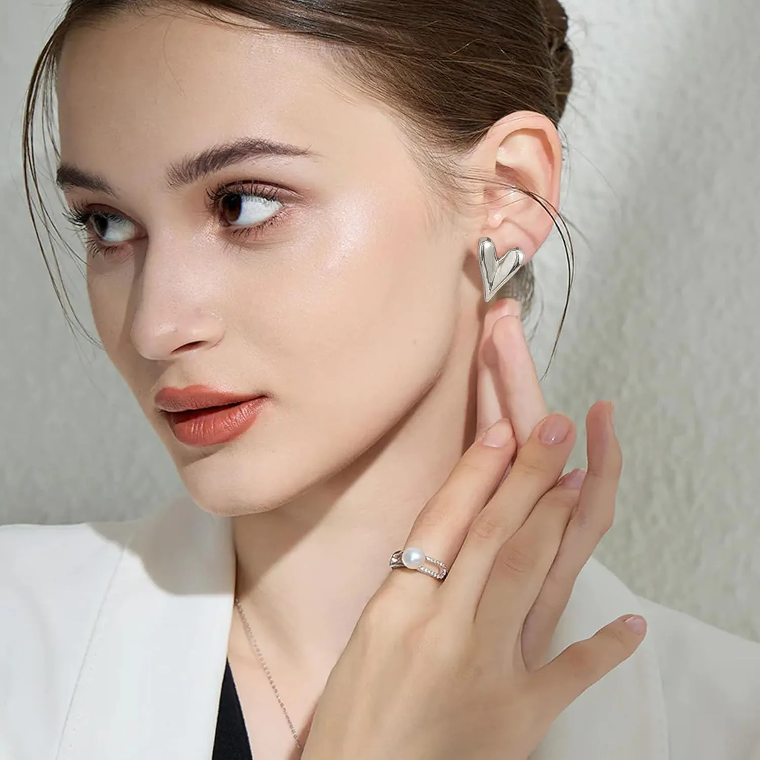 18K Gold Plated Heart Earrings for Women Gold Heart Studs Puffy Heart Shaped Earring Chunky Heart Statement Earrings