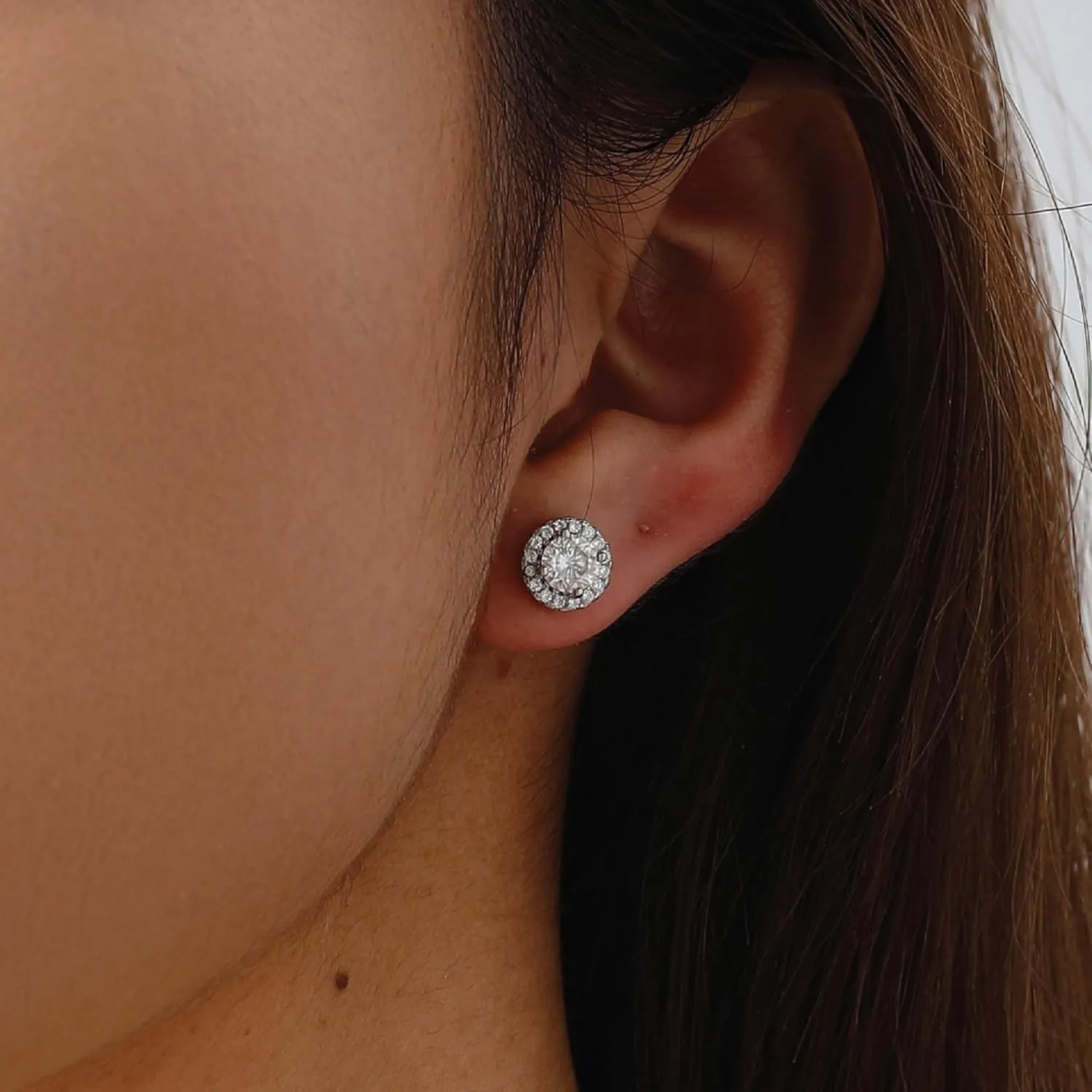 1ct/2ct Women Moissanite Stud Earrings for Men Halo Earrings White Gold-Plated 925 Sterling Silver Post D Color Round Lab Created Diamond Earring