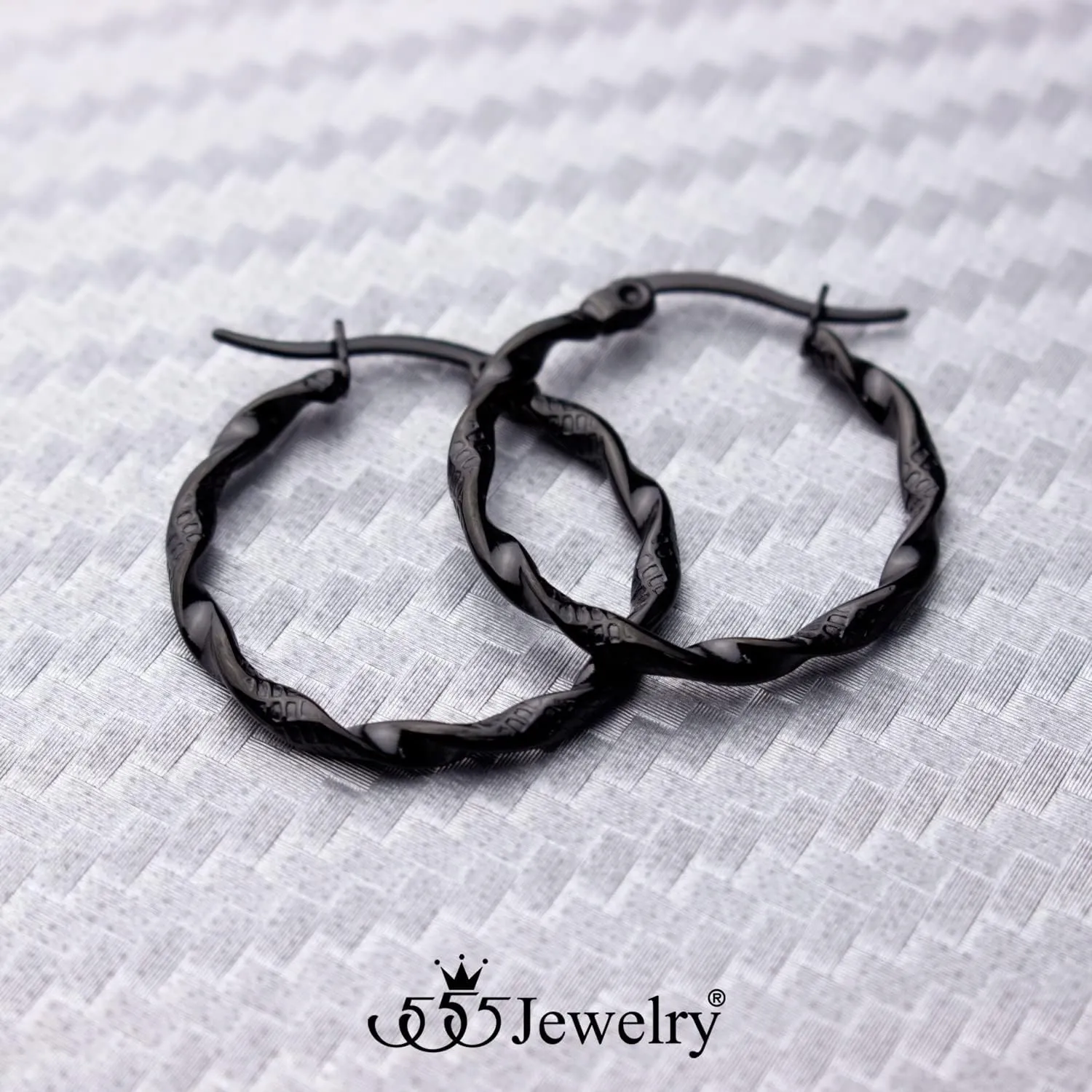555Jewelry Medium Twisted Wire Round Stainless Steel Hoop Earrings for Women