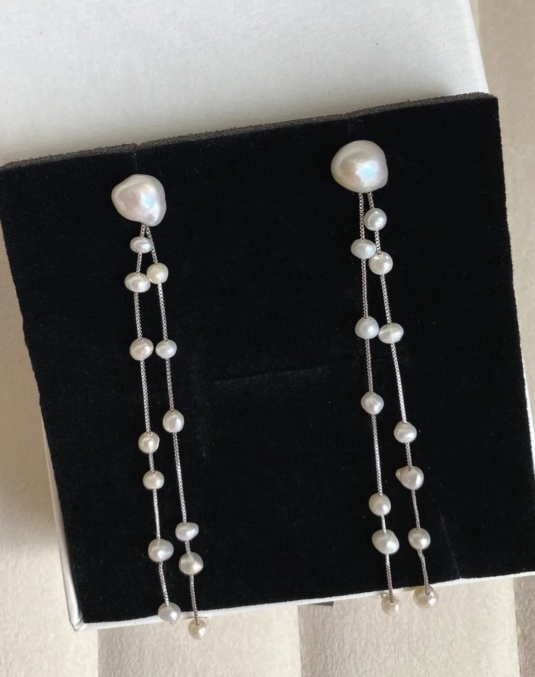 Alisa Pearl Earrings