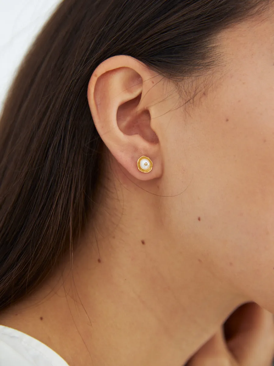 Caviar Studs