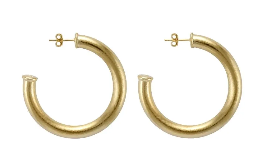 Chantal Hoops