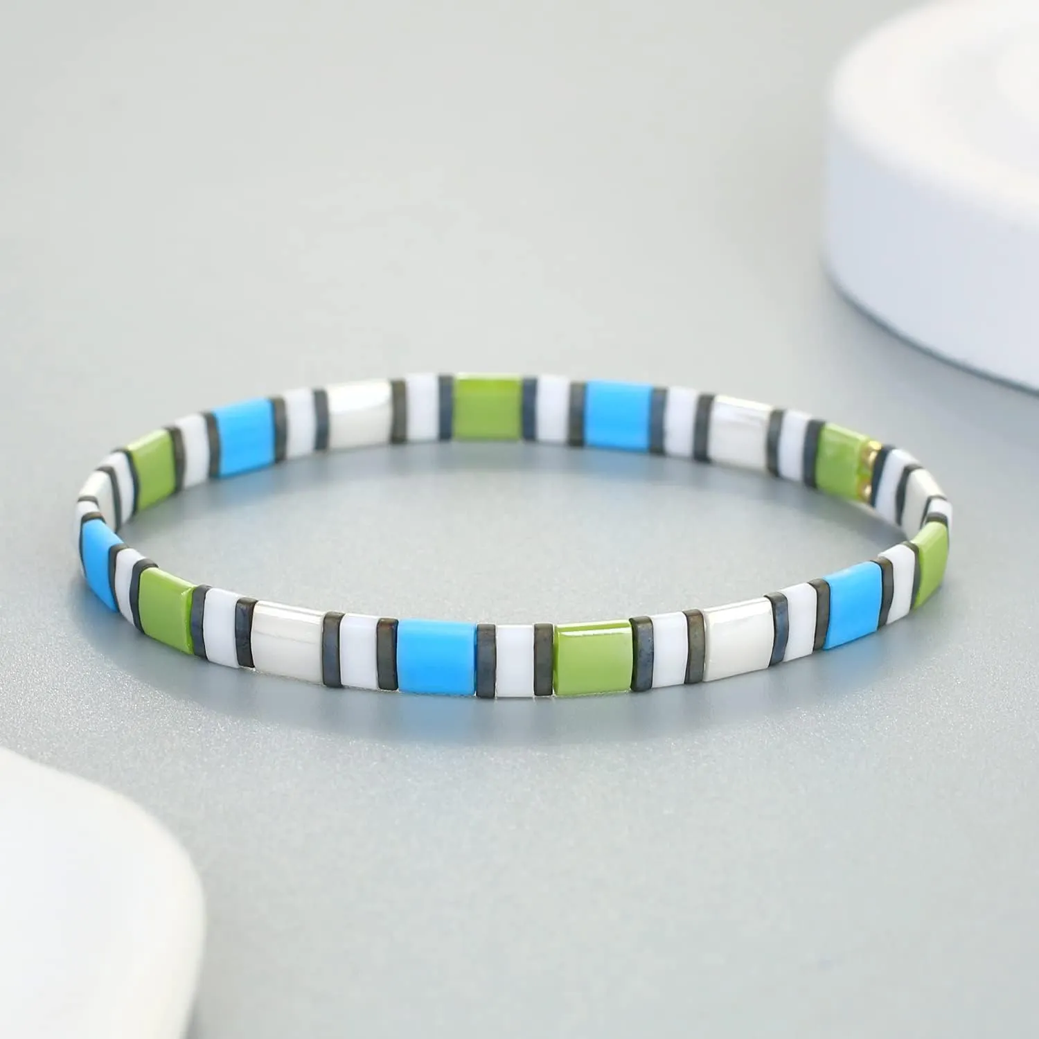 CQUAN CHI Women Strand Tila Beads Bracelet Color Handmad Casual Wearing Friendship Bracelets
