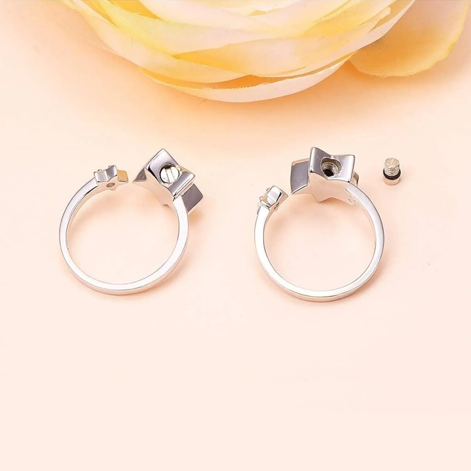 Cremation Jewelry Star Love Cremation Rings for Ashes Stainless Steel Hold Loved Ones Ash Keepsake Finger Ring Urn Locket Memorial Jewelry for Women Men