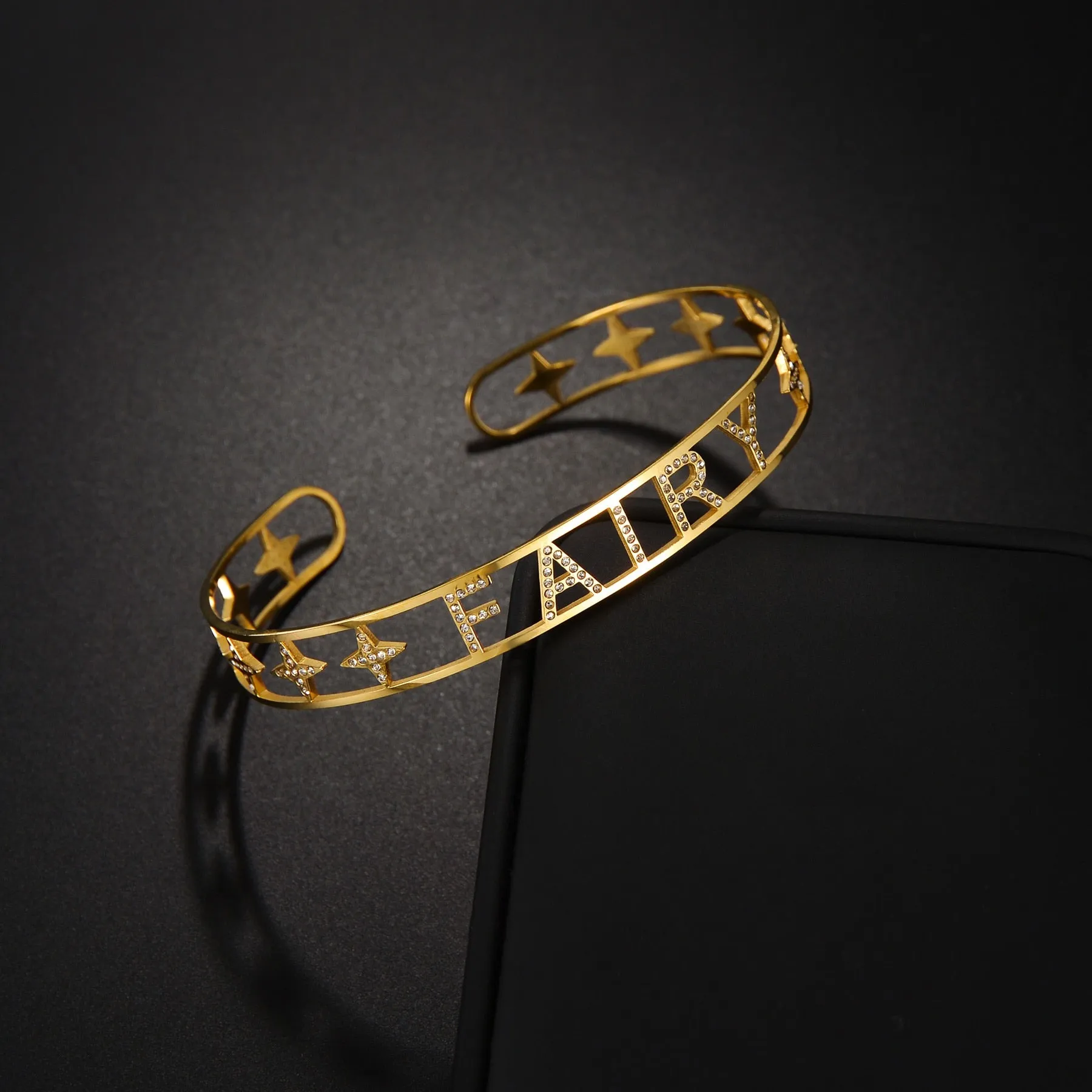 Customized Letter Name Bracelet Bangles for Women Men Chrismas Jewelry Gift