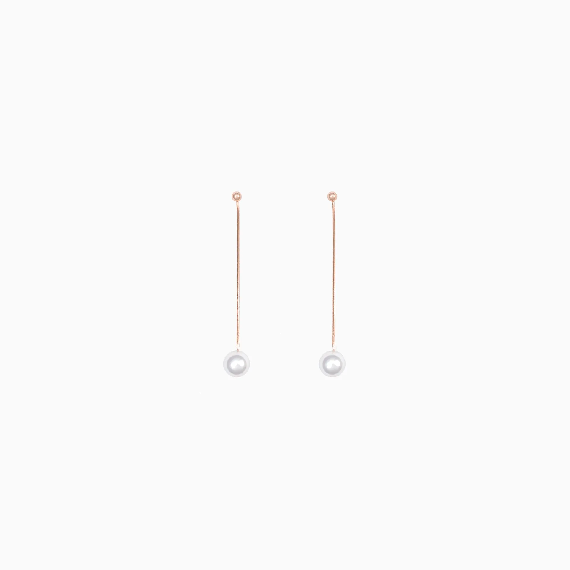 Dangled Pearl Earrings
