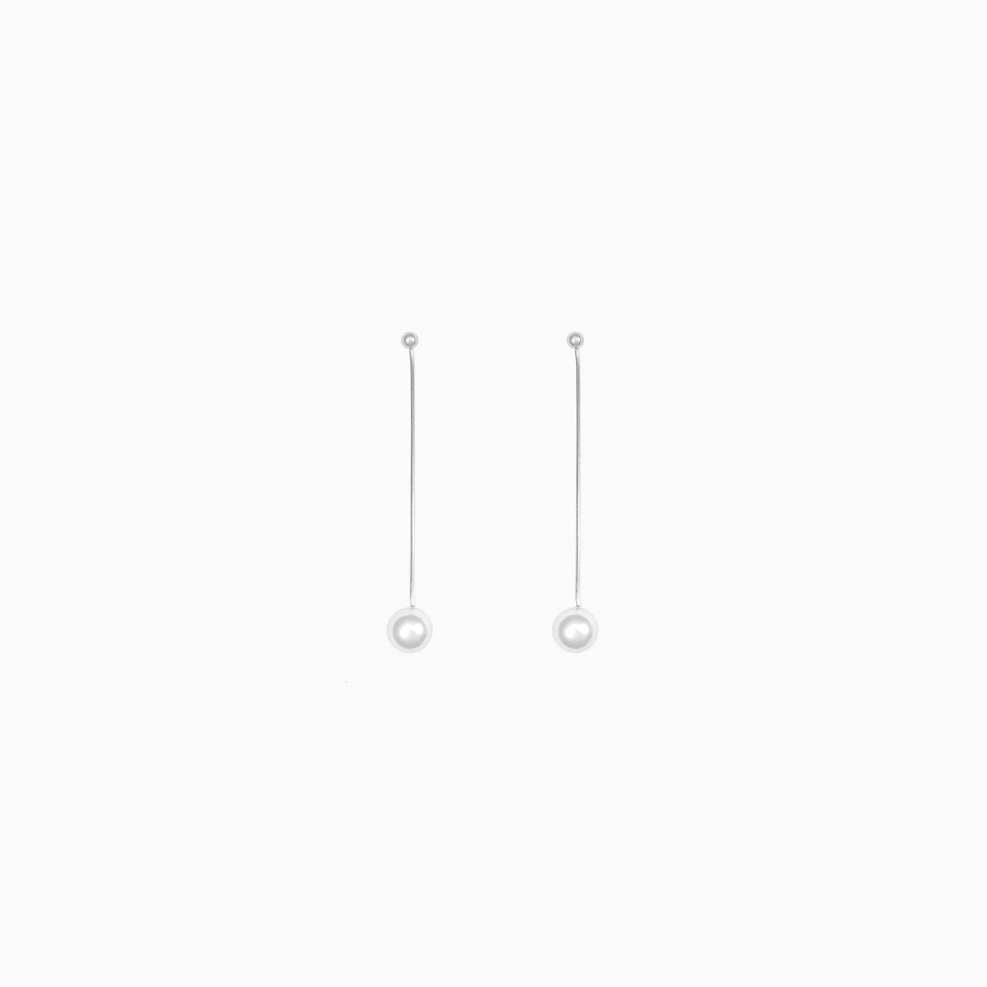 Dangled Pearl Earrings