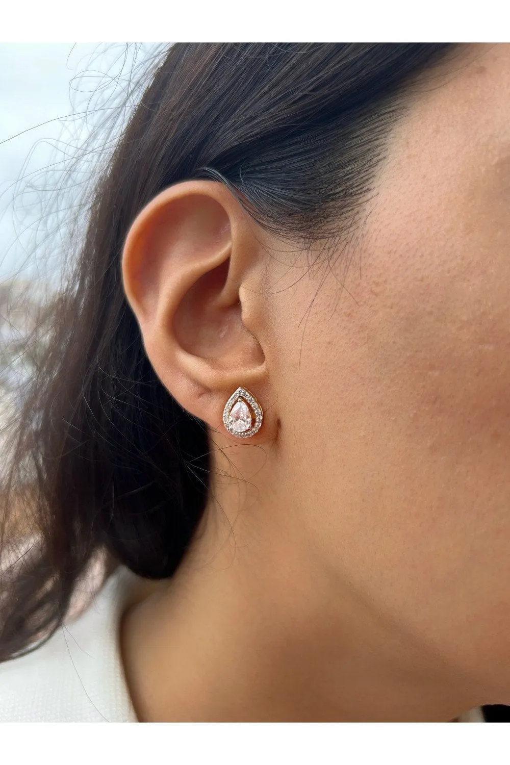 Detachable Pear Halo Solitaire Stud
