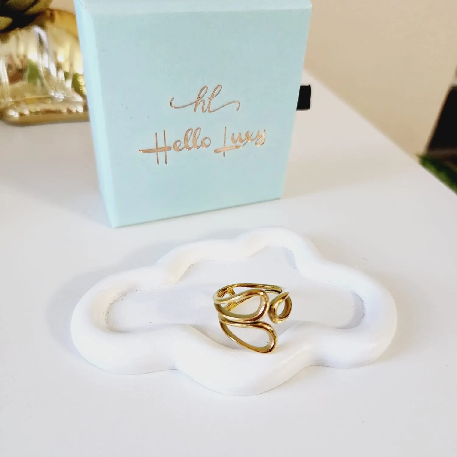 Dorianne Ring