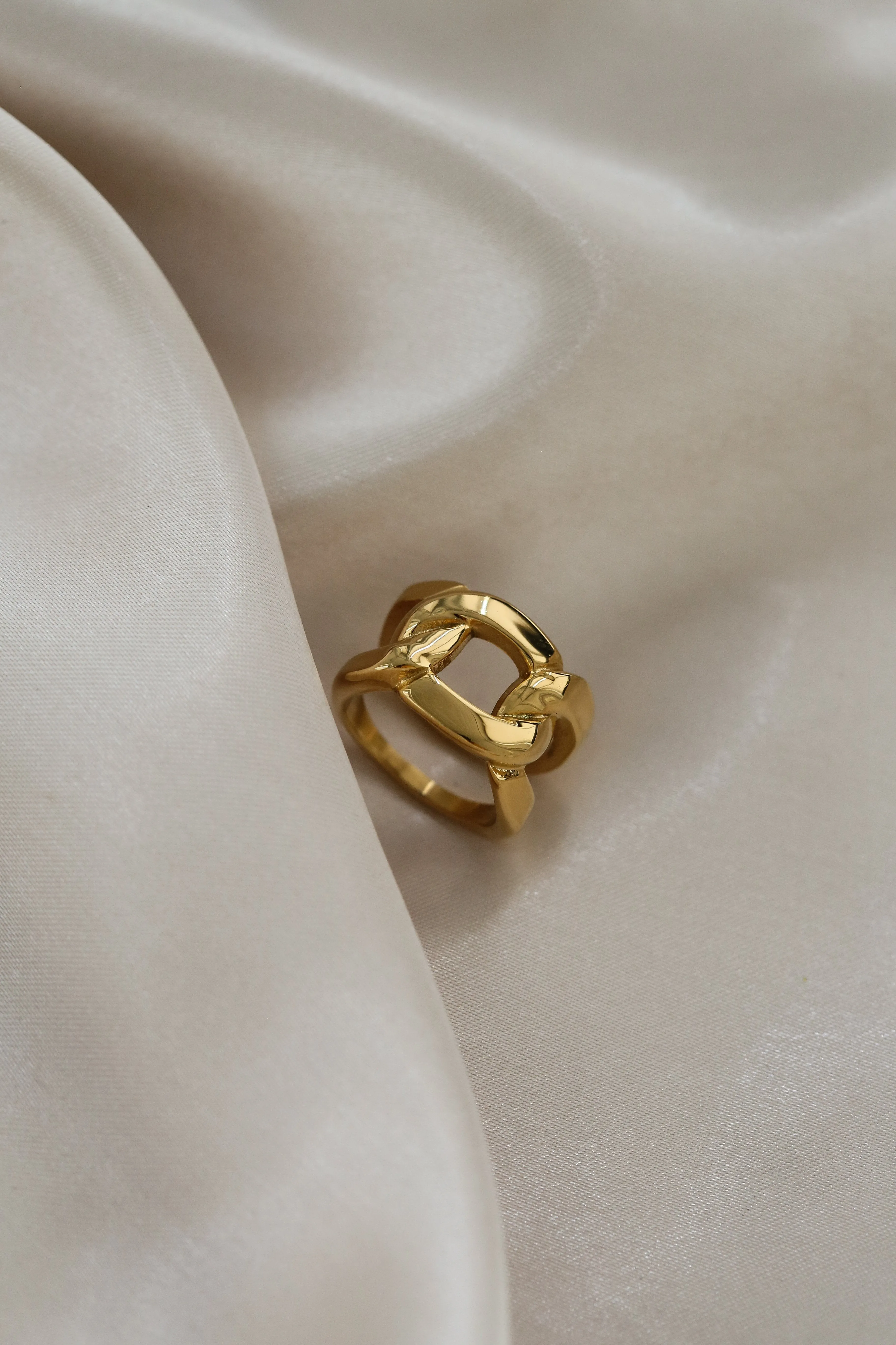 Elina Ring