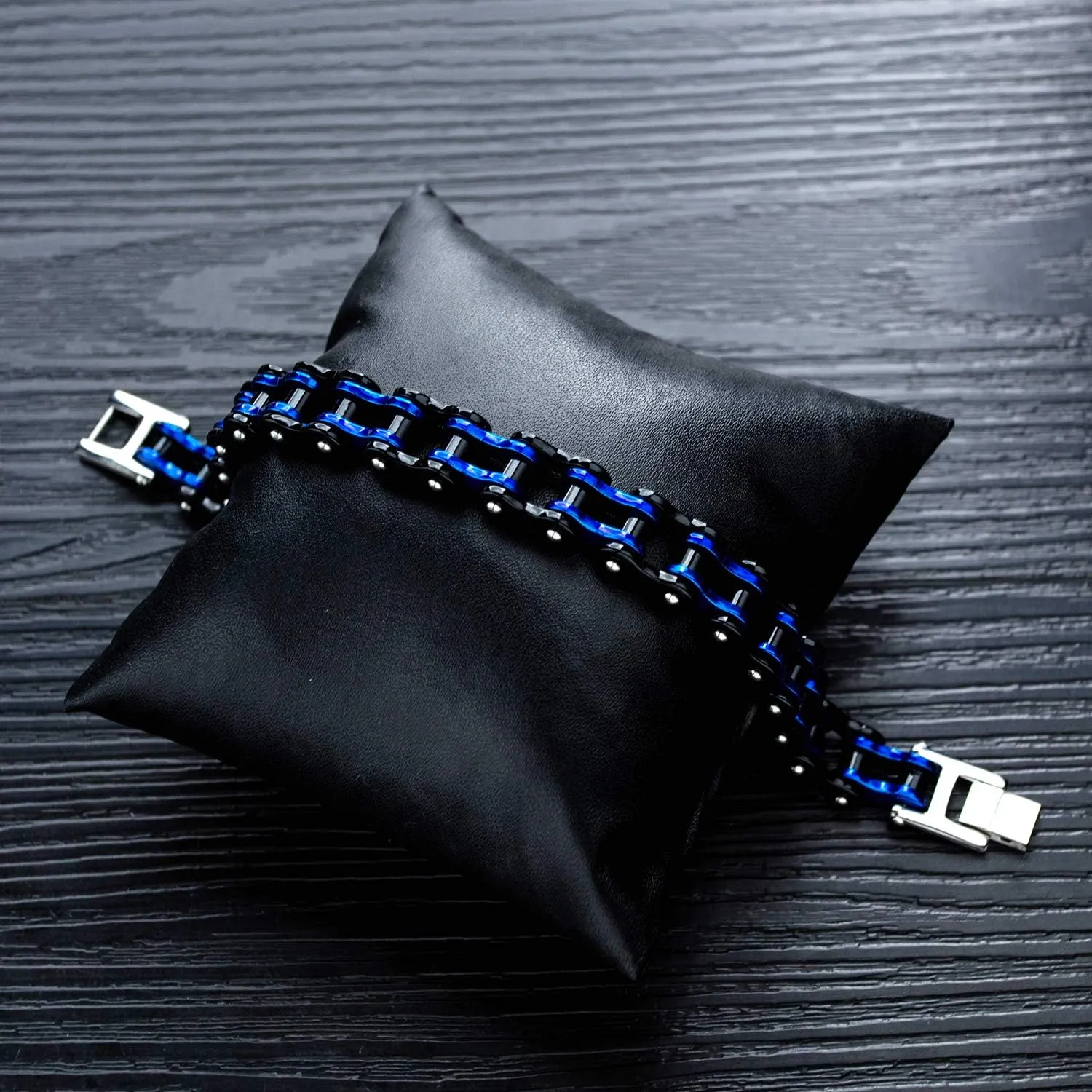 Feraco Mens Bikers Bracelet Stainless Steel Motorcycle Bike Chain Bracelets 8.4 Inch