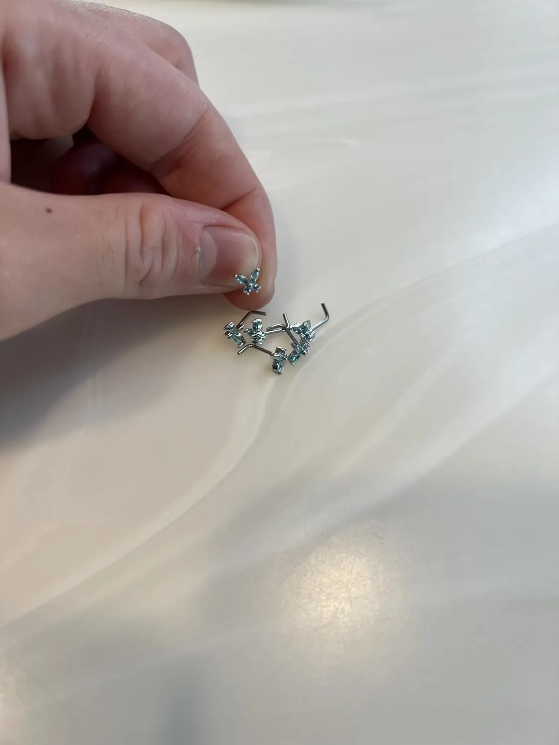FIFTH CUE 20G CZ Butterfly 316L Surgical Steel L Bend Stud Nose Ring