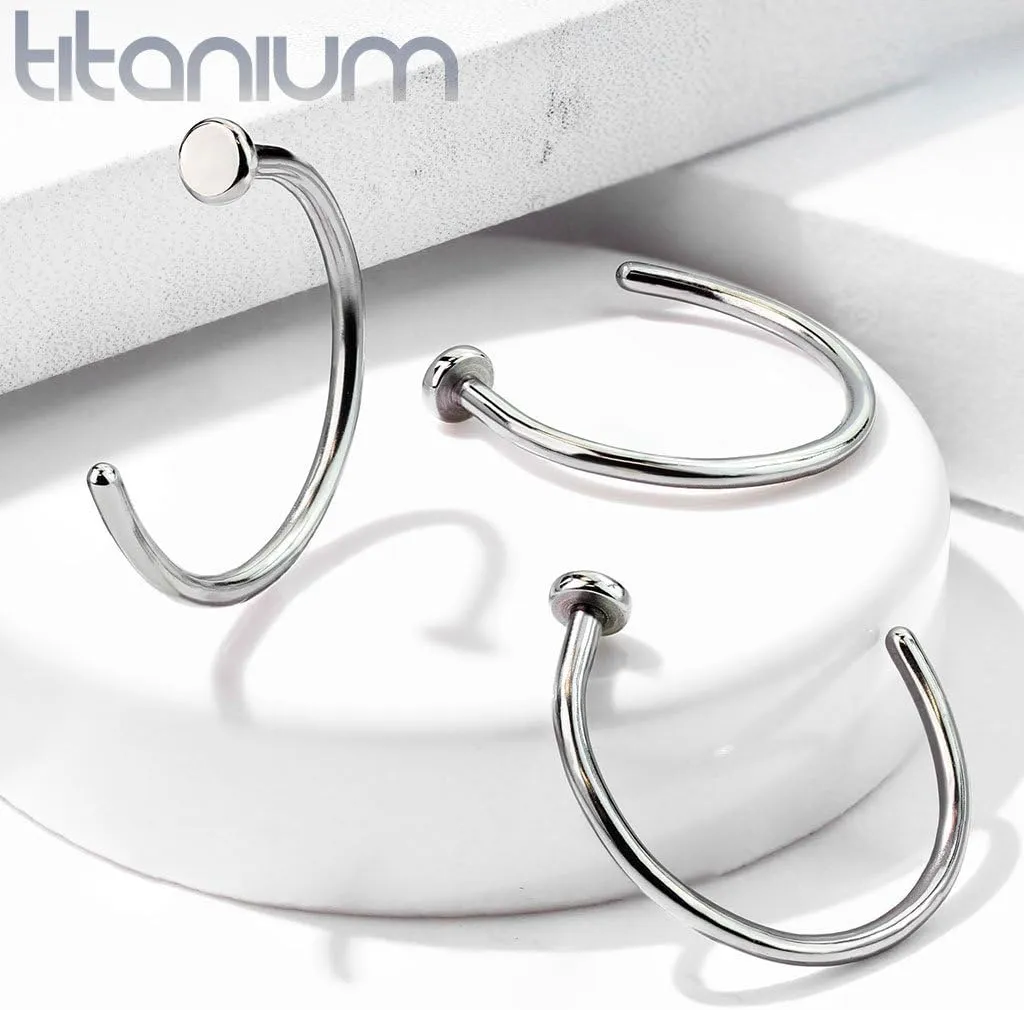 FIFTH CUE Solid Grade 23 Titanium Flat Disc Nose Hoop Ring