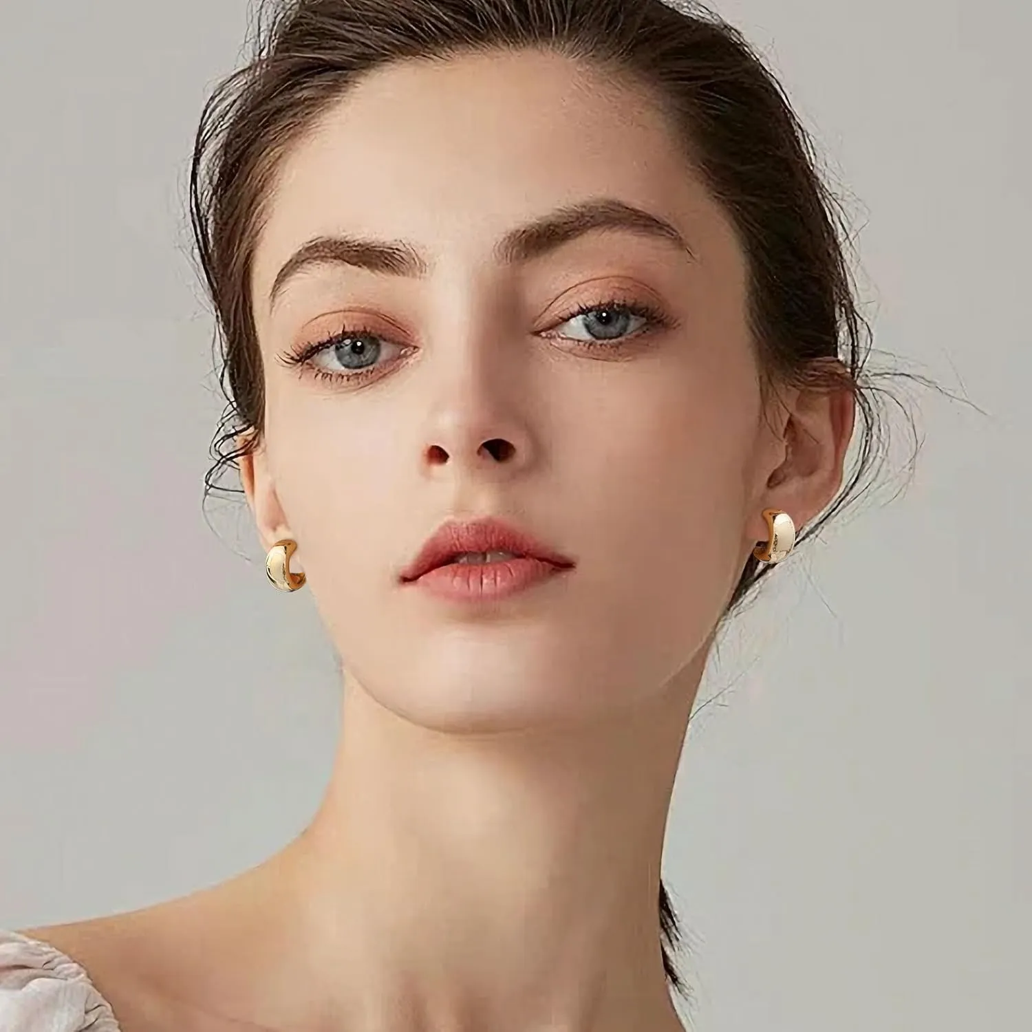 Gamicy Small Gold Hoop Earrings for Women with 925 Stering Silver Post, 14K Real Gold Plated Chunky Lightweight Hoops Earrings