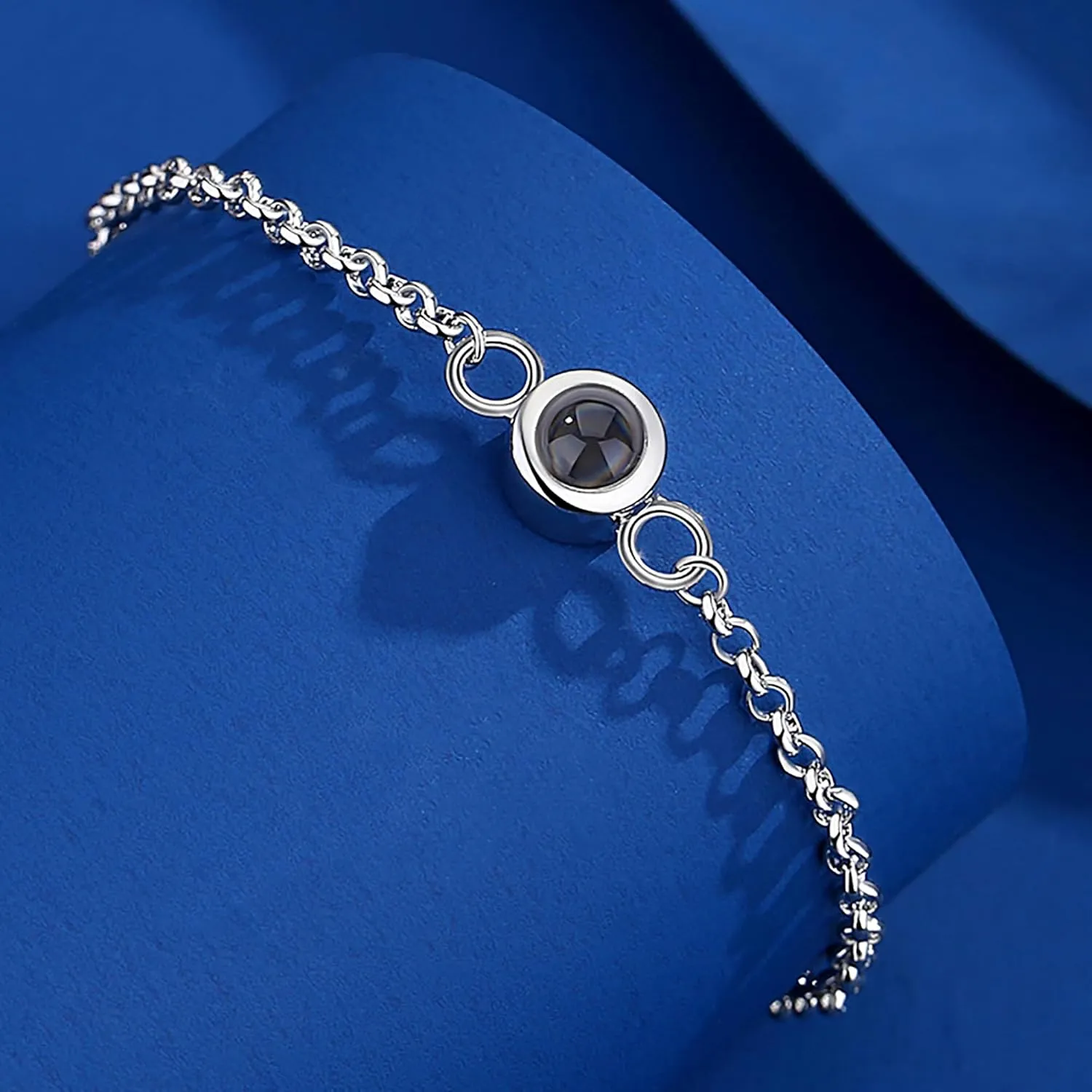 Godchoices Custom Photo Bracelet Personalized Photo Projection Bracelet Circle Photo Bracelets with Picture Inside for Women/Men/Couple/Best Friend