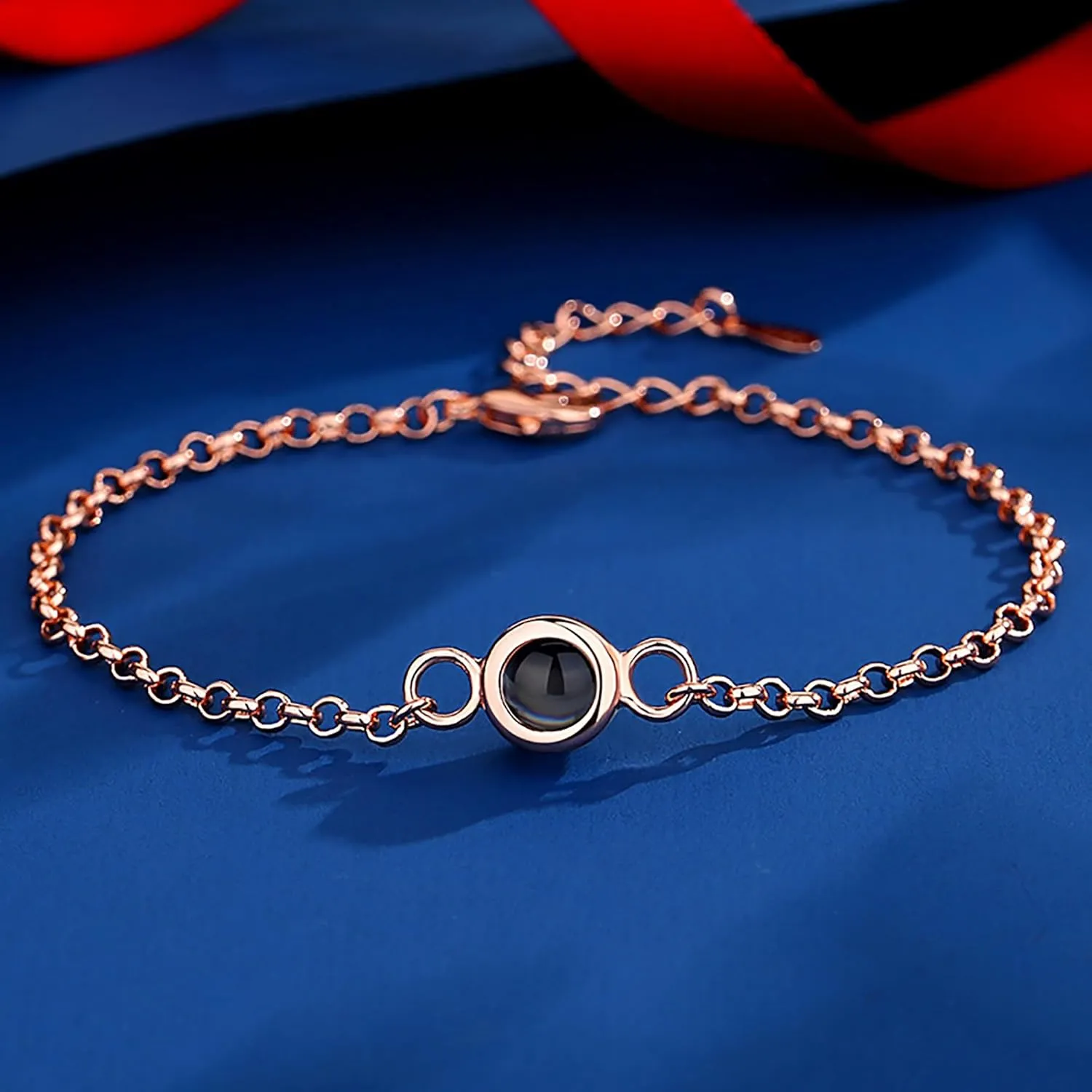 Godchoices Custom Photo Bracelet Personalized Photo Projection Bracelet Circle Photo Bracelets with Picture Inside for Women/Men/Couple/Best Friend