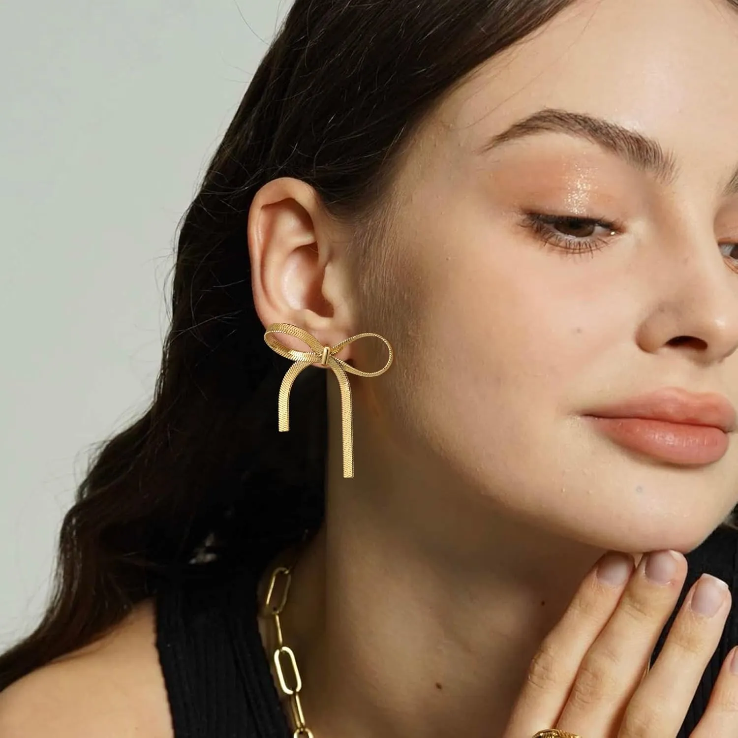 Gold Bow Earrings for Women 18K Gold Ribbon Bow Studs Bow Drop Dangle Tassel Earrings Wedding Prom Fashion Jewelry
