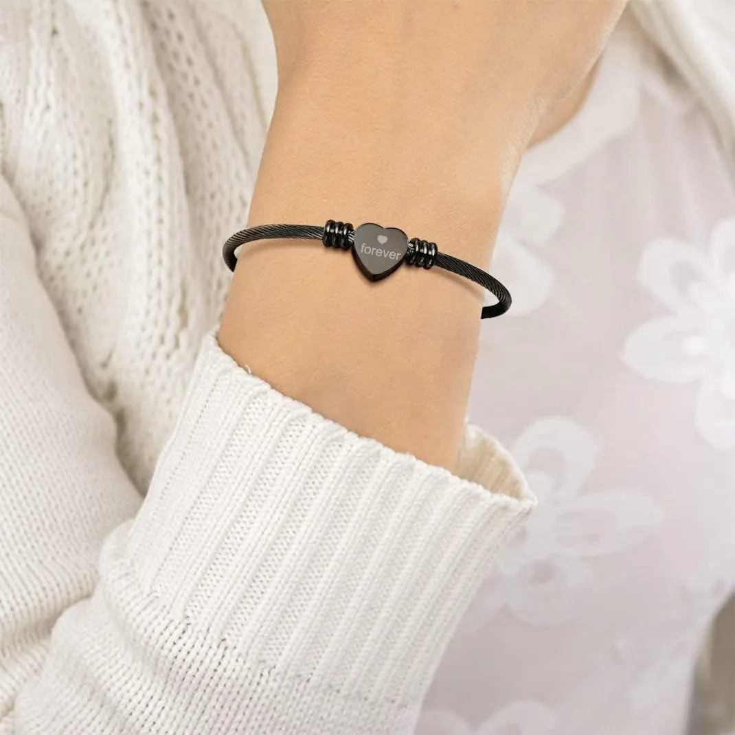 GOLDCHIC JEWELRY Personalized Heart Bracelet That Holds Pictures for Women, Stainless Steel Custom Adjustable Link Locket Bracelets in Gold/Black Customized Gifts for Mother Wife Loved One