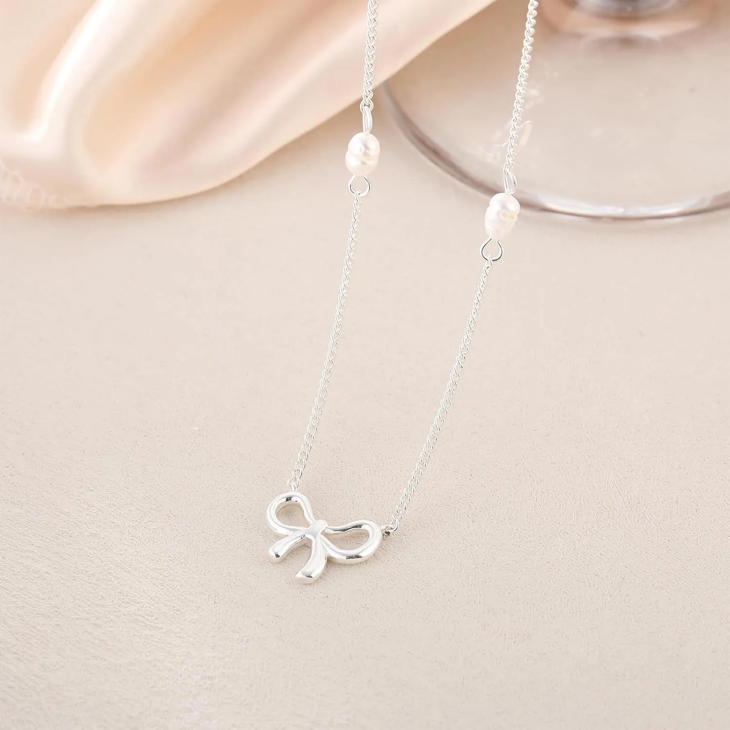 Gold/Silver Necklace For Women,Bow Necklace 14K Gold/Sterling Silver Plated Layered Cute Small Bow Pendant Choker Chain Necklace Dainty Necklaces For Women Gold Jewelry Gift