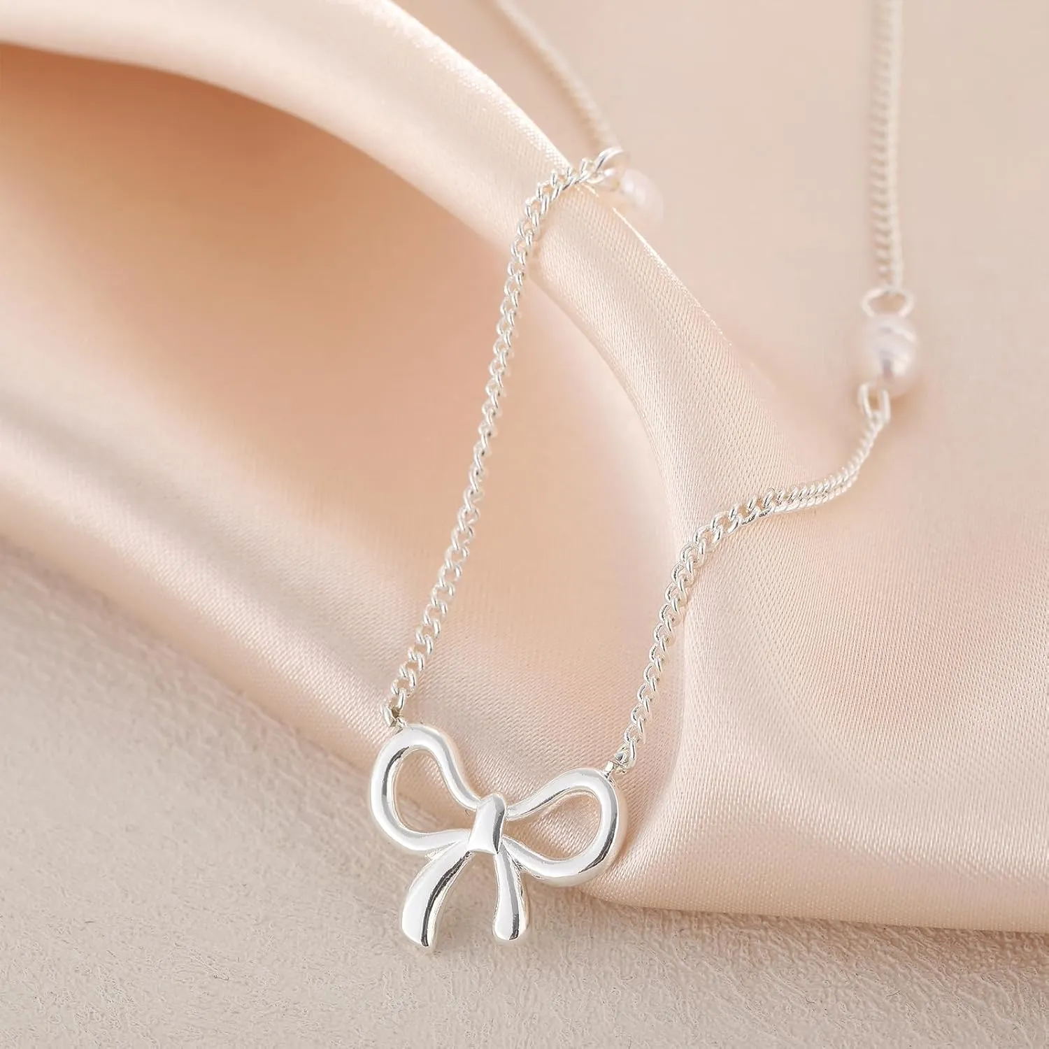 Gold/Silver Necklace For Women,Bow Necklace 14K Gold/Sterling Silver Plated Layered Cute Small Bow Pendant Choker Chain Necklace Dainty Necklaces For Women Gold Jewelry Gift