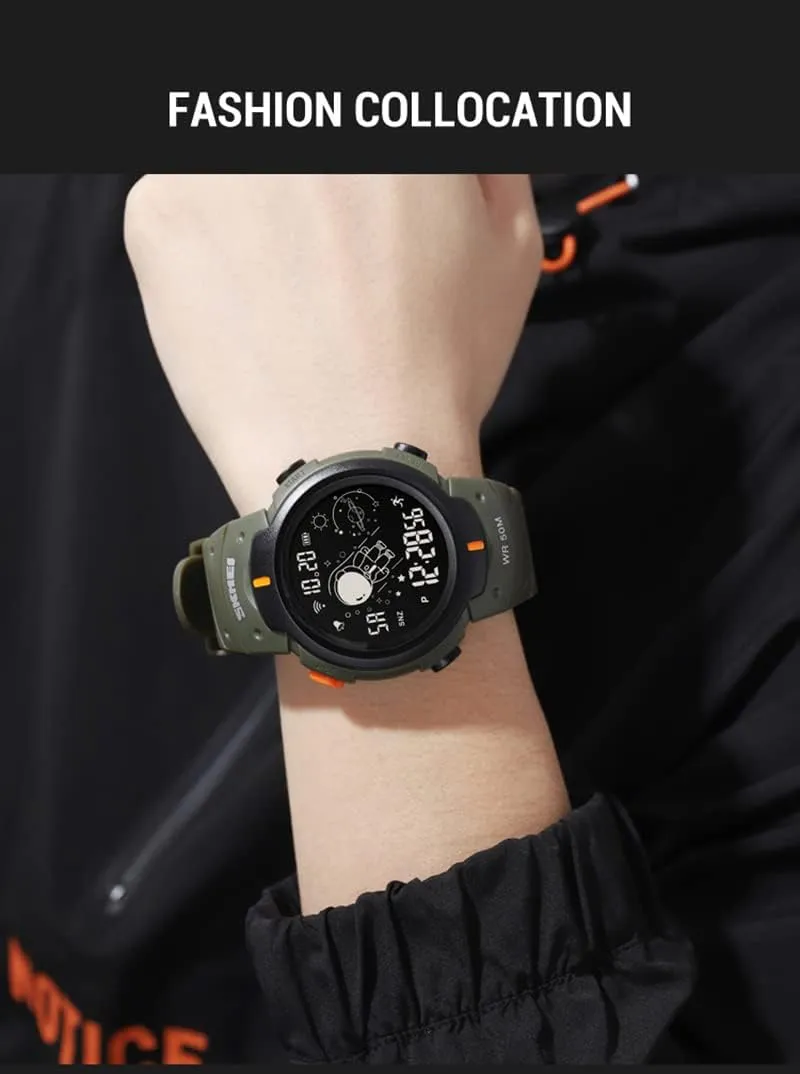 Gosasa Astronaut Unisex Watch Women's Men's Digital Multifunction Sports Casual Watch 50m Water Resistant LED Watch