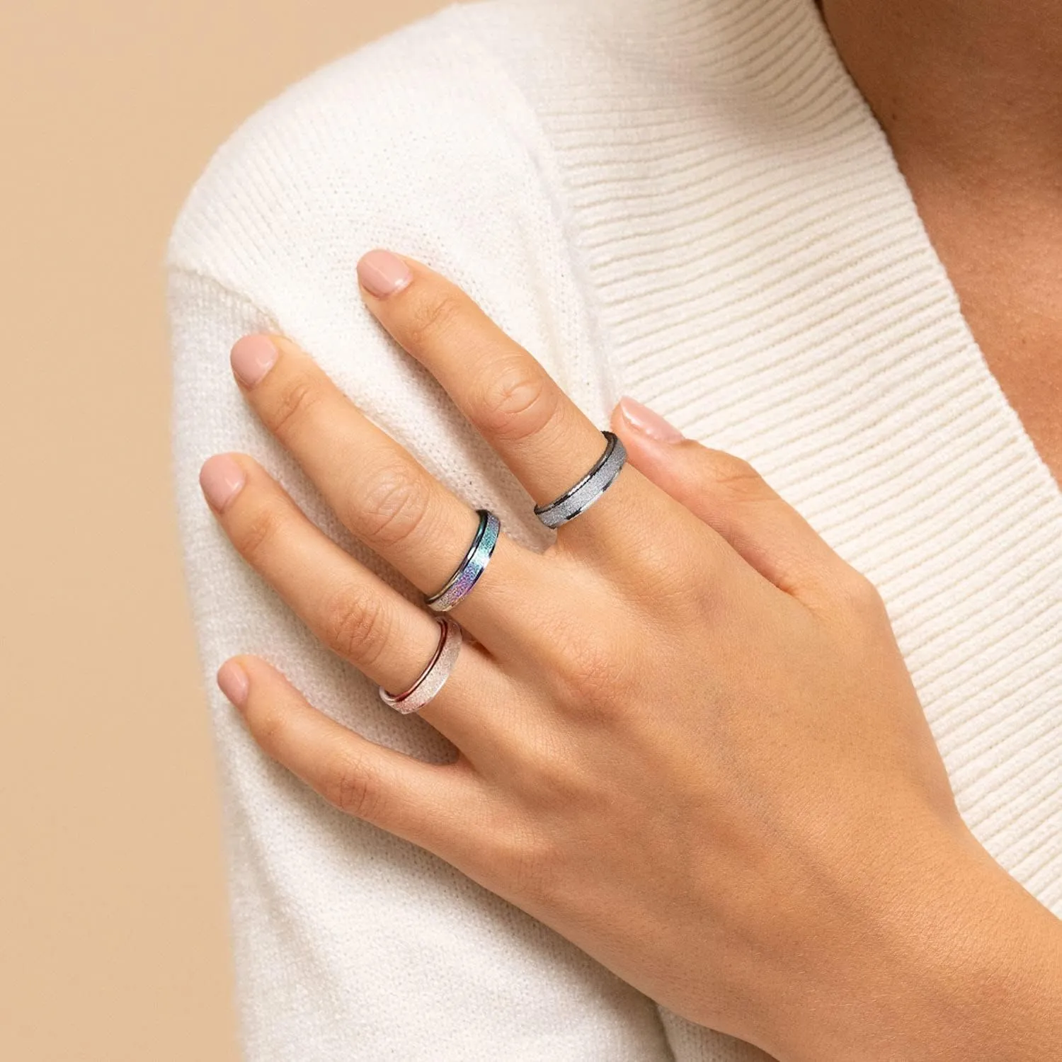 LAOYOU Fidget Anxiety Relief Spinner Ring for Women and Teen | 2mm /4mm Stainless Steel Glitter Rose Gold Silver Rainbow Color Stress Fidget Ring Band Set Birthday Gift for Mom Daughter
