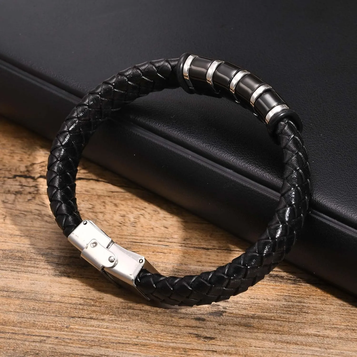MEALGUET Personalized Bracelet for Dad with Family Names : Custom Engrave 2-6 Beads Bracelets Black Braided Leather Wristband,Customized Gifts for Father Dad Husband from Daughter Son Wife