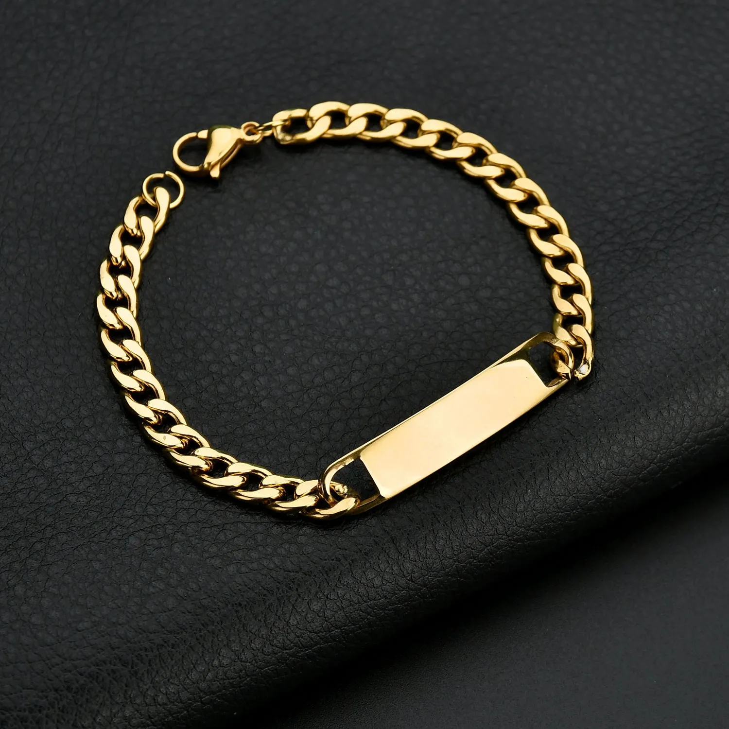 Men's Personalized Bracelet With Letter