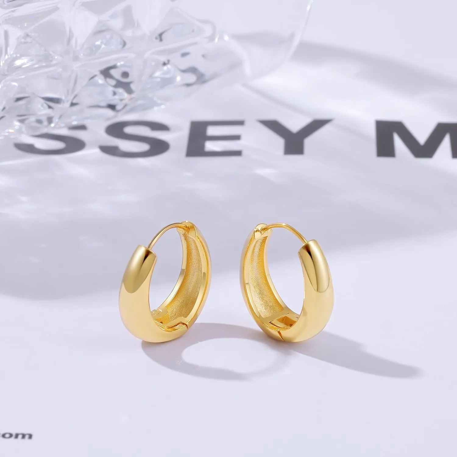 micuco Chunky Gold Hoop Earrings for Women - 18K Real Gold Plated Lightweight Hollow Hypoallergenic Earrings for Women