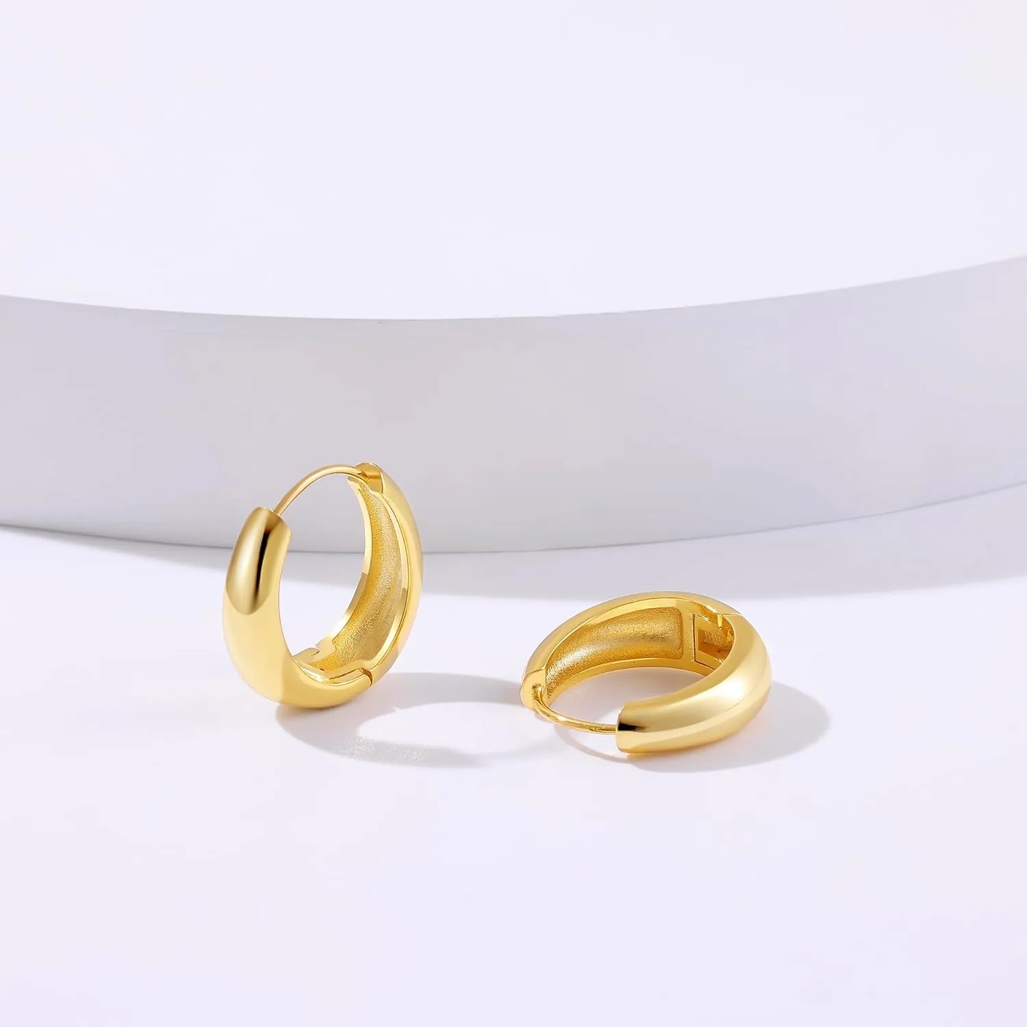 micuco Chunky Gold Hoop Earrings for Women - 18K Real Gold Plated Lightweight Hollow Hypoallergenic Earrings for Women