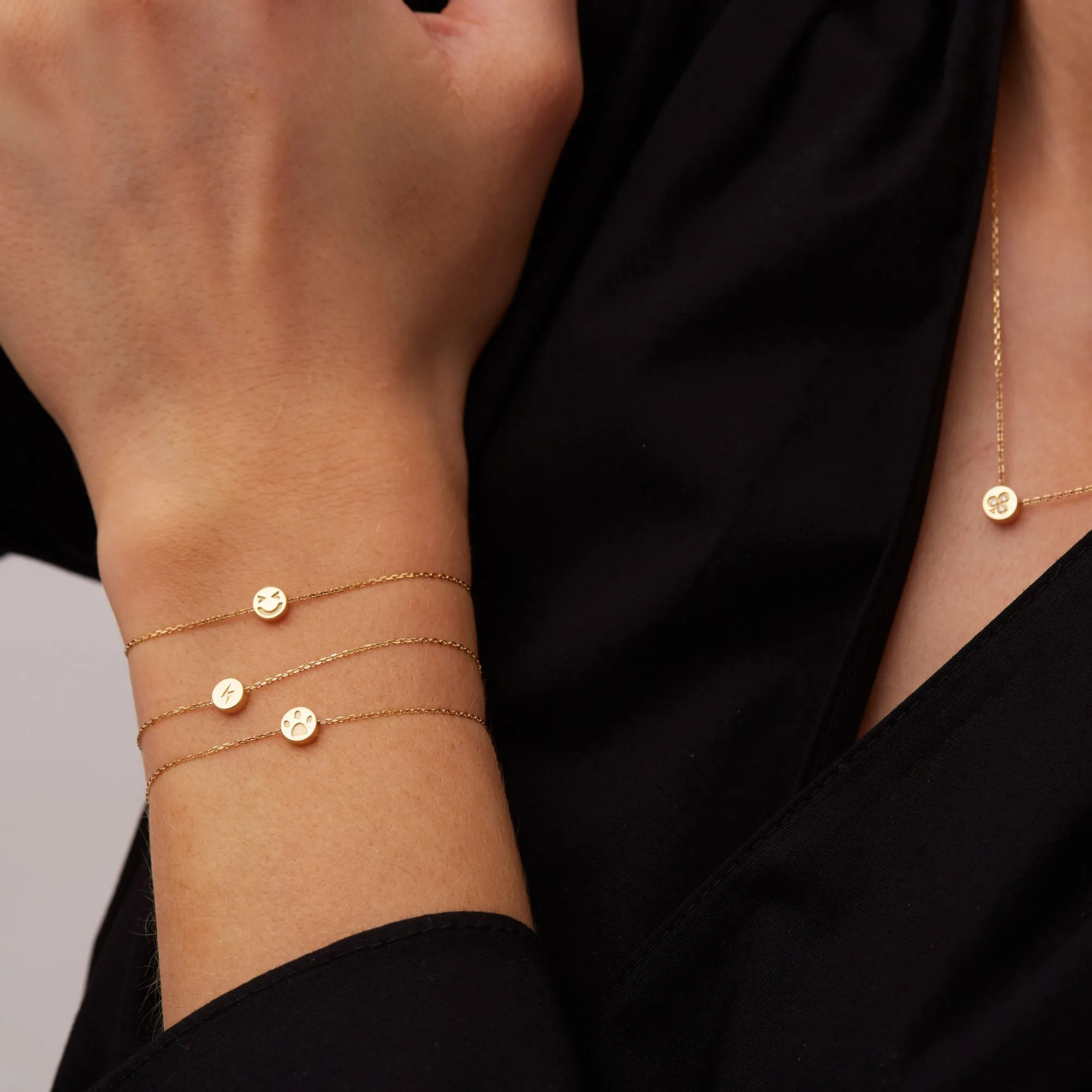 Modern Words Fine Kiss Me Bracelet