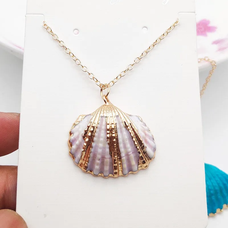 Puka Shell Necklace Natural Cowrie Shell Pendant Necklace Handmade Conch Seashell Charm Beach Jewelry for Women Gift Boho