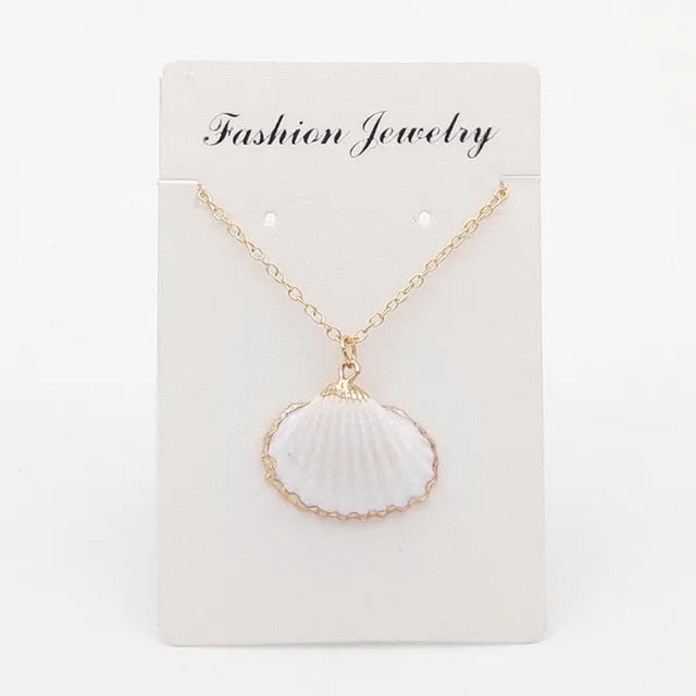 Puka Shell Necklace Natural Cowrie Shell Pendant Necklace Handmade Conch Seashell Charm Beach Jewelry for Women Gift Boho