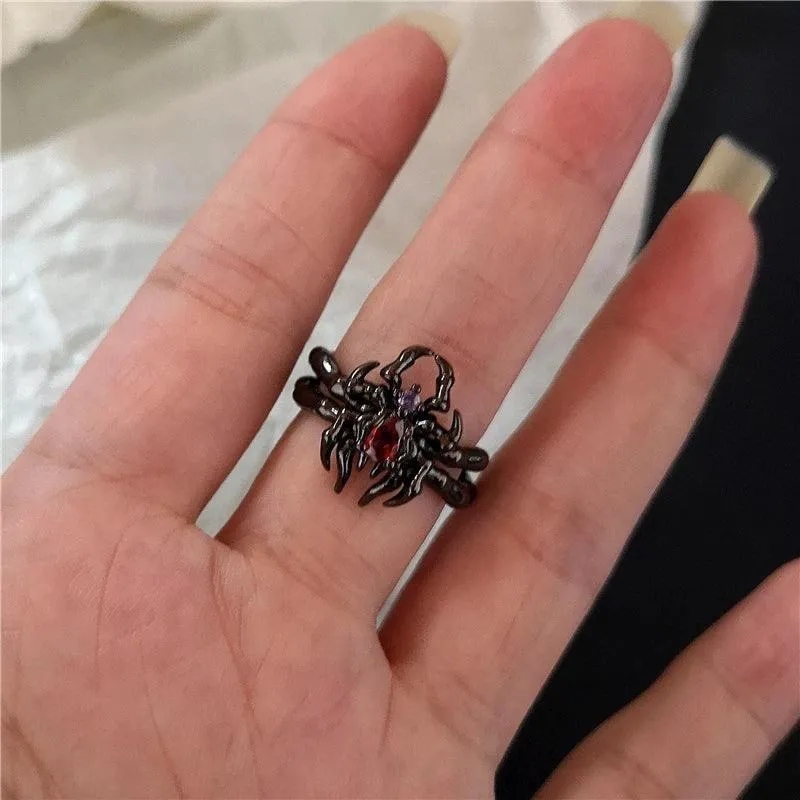 Red Crystal Heart Rings with Spider Motif: Gothic Punk Jewelry for Bold Women