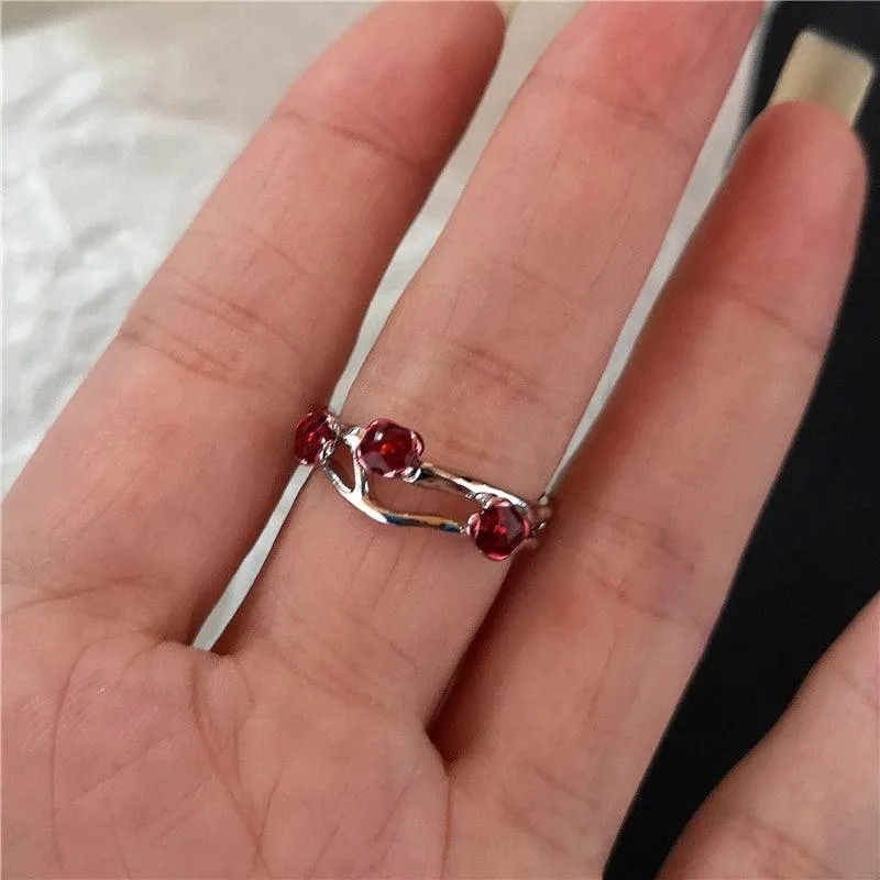 Red Crystal Heart Rings with Spider Motif: Gothic Punk Jewelry for Bold Women