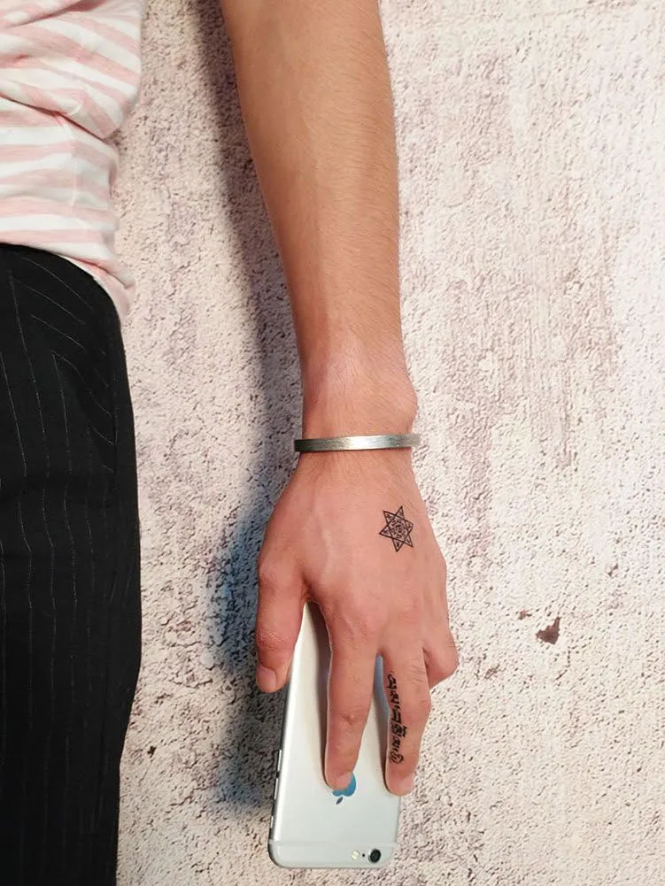 Stainless Steel Antique Retro Reminder Inspiration Message Quote Open Cuff Bangle Bracelets for Men Boy