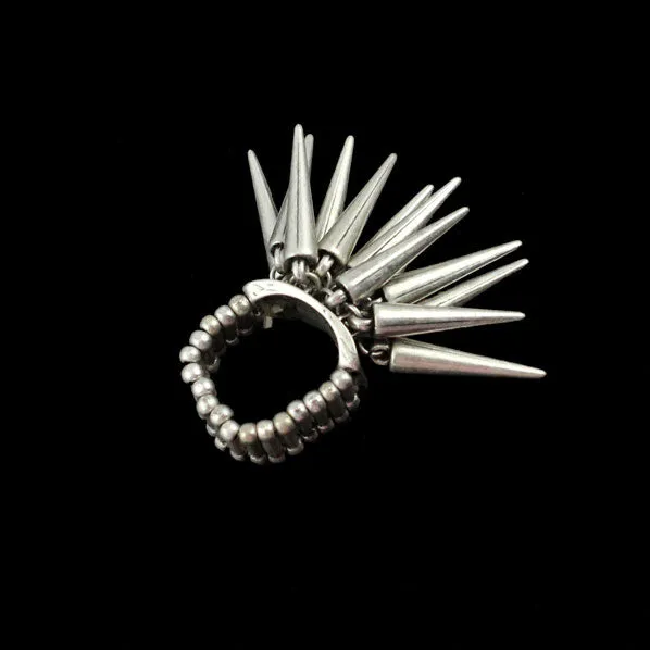 Stretch Ring with Rivets