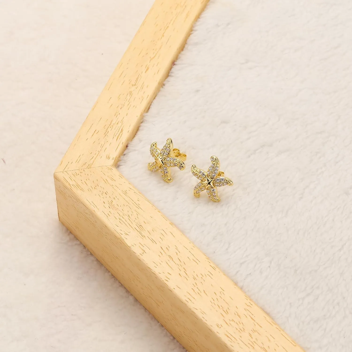 ToHeart Starfish Earrings for Womens Hypoallergenic 14K Gold Starfish Earrings for Womens/Girls Minimalist