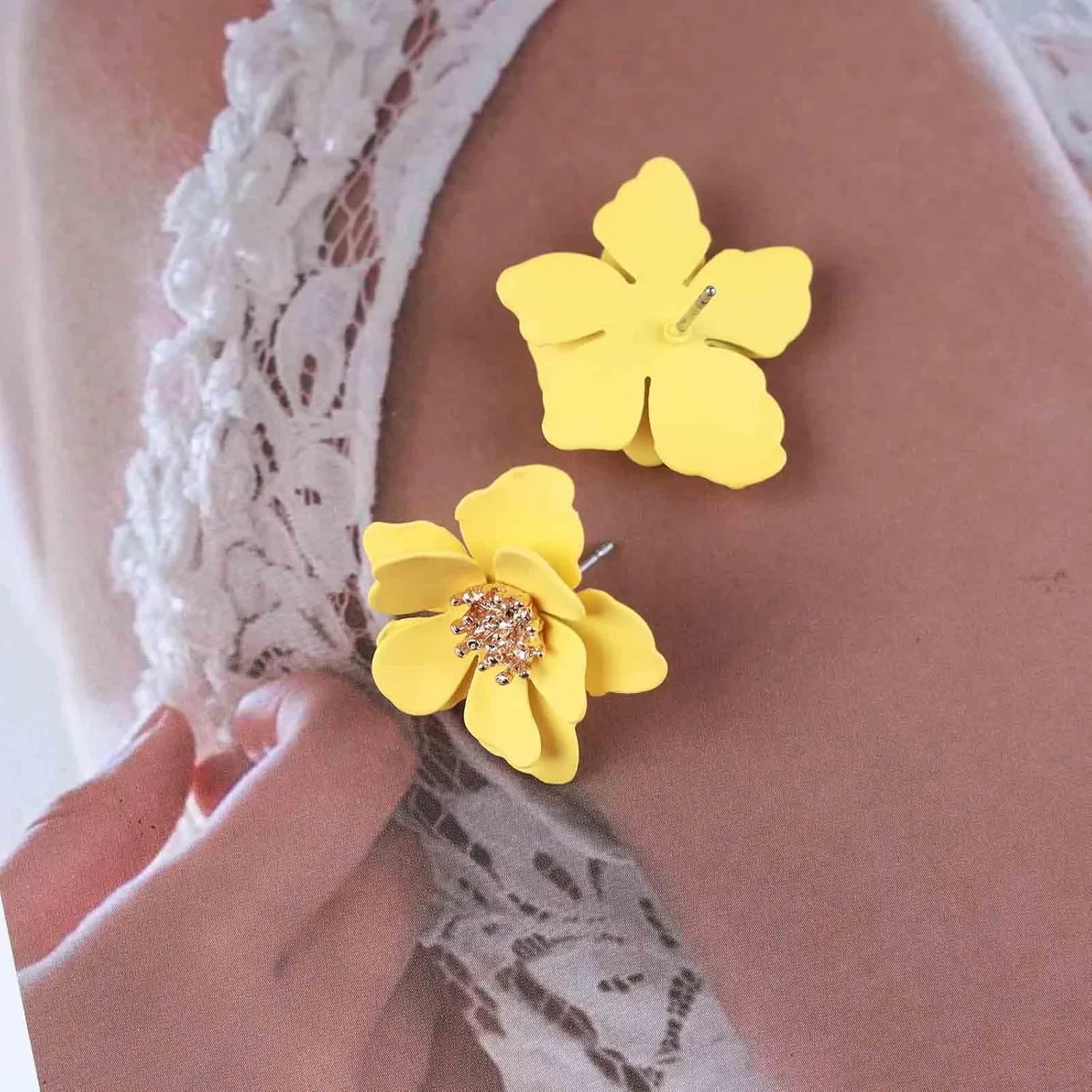 Vintage Flower Stud Earrings - Acrylic Matte Pink Jewelry for Women