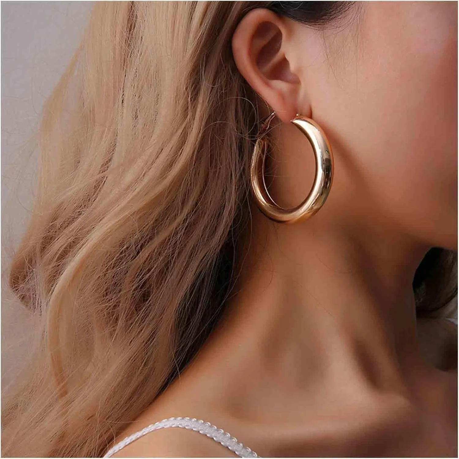 Vintage Hollow Circle Drop Earrings Large Circle Hoop Dangle Earrings Gold Circle Stud Earrings Polish Circle Huggie Earrings Jewelry for Women (Gold)